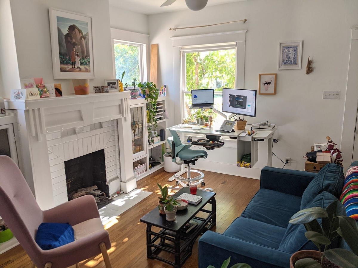 Julius Tarng's workspace — photo 3