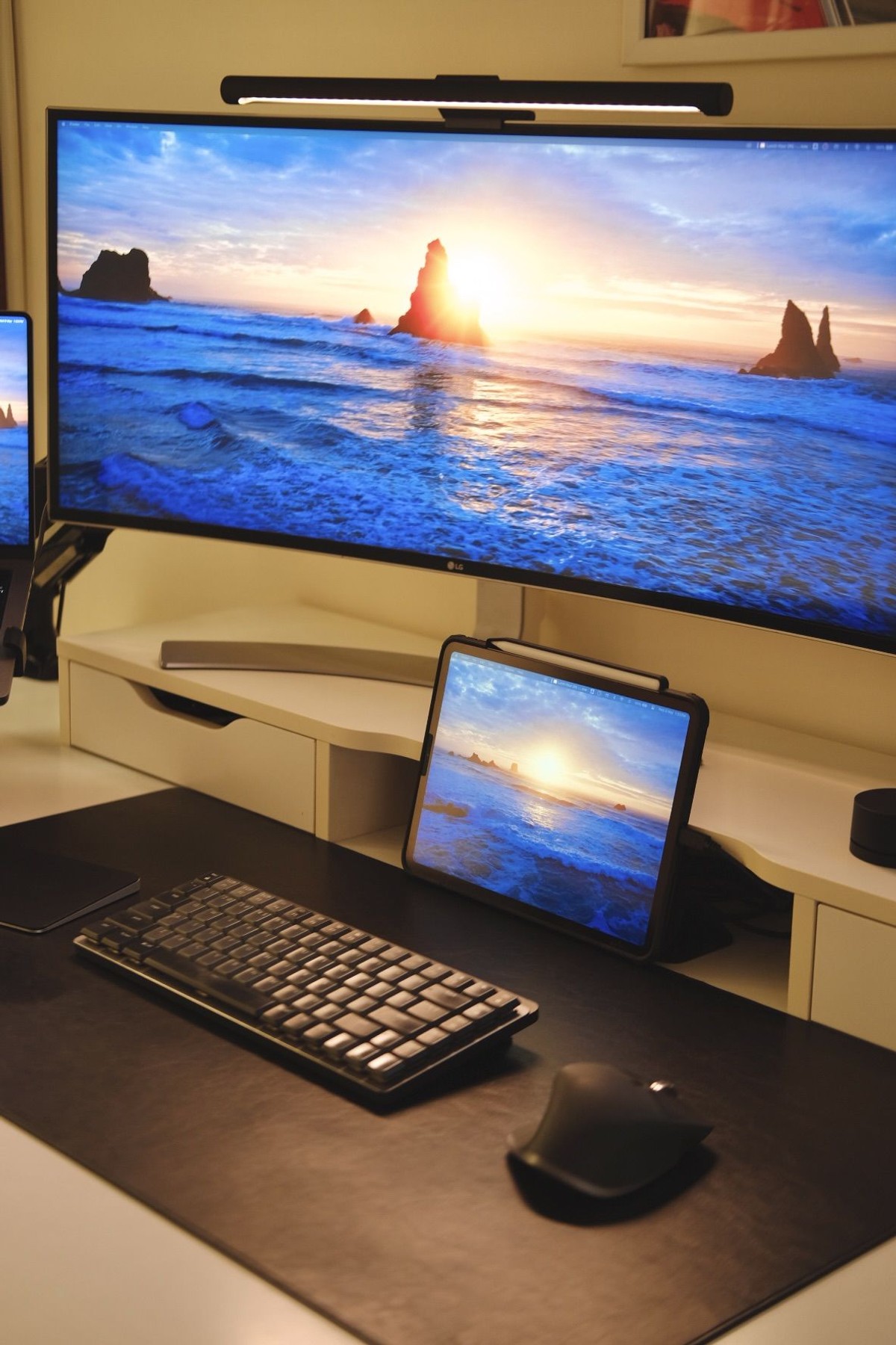 Vivek Kumar's workspace — photo 4