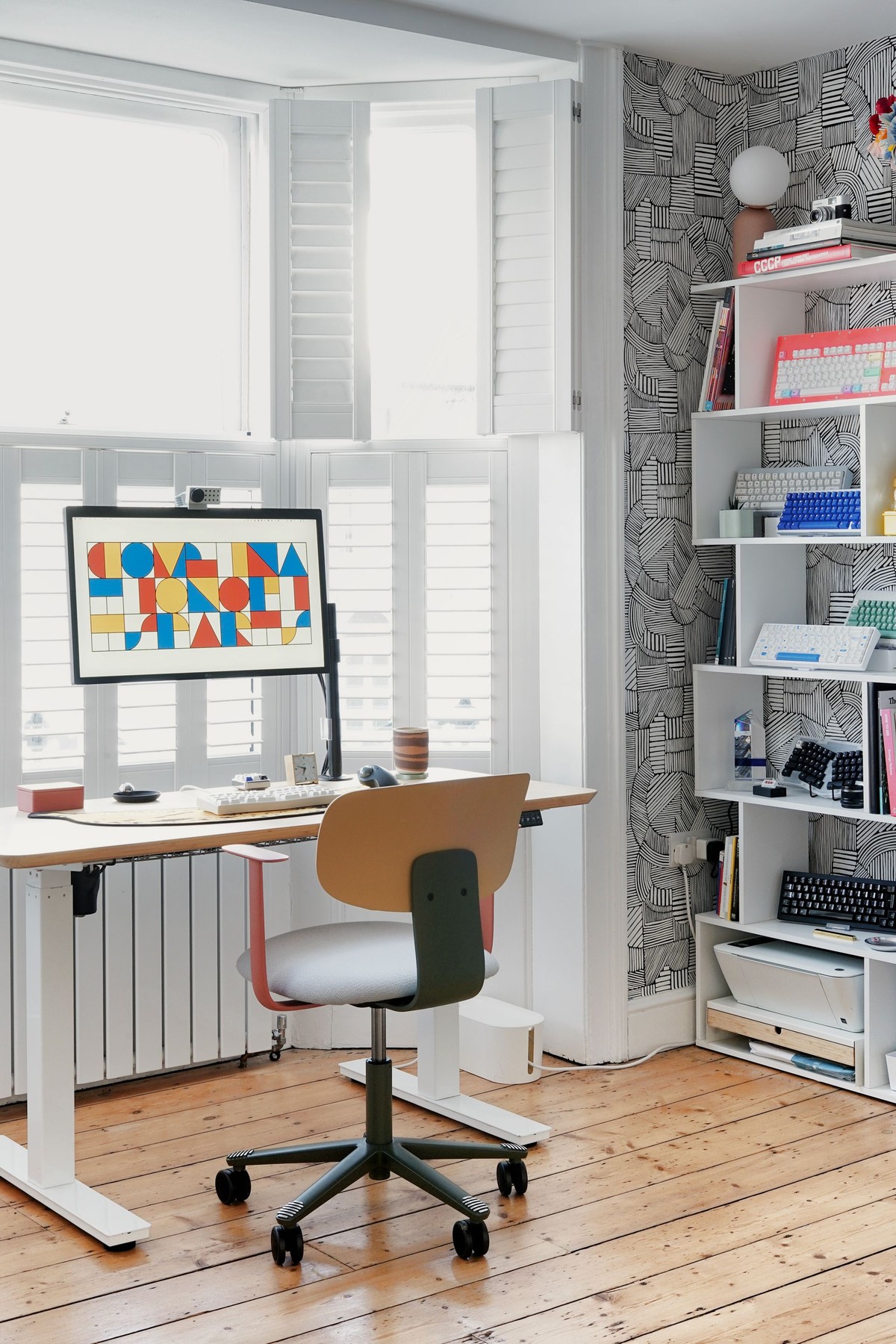 Timothy Achumba's workspace — photo 3