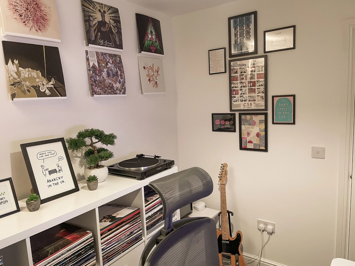 Andy Bell's workspace — photo 3