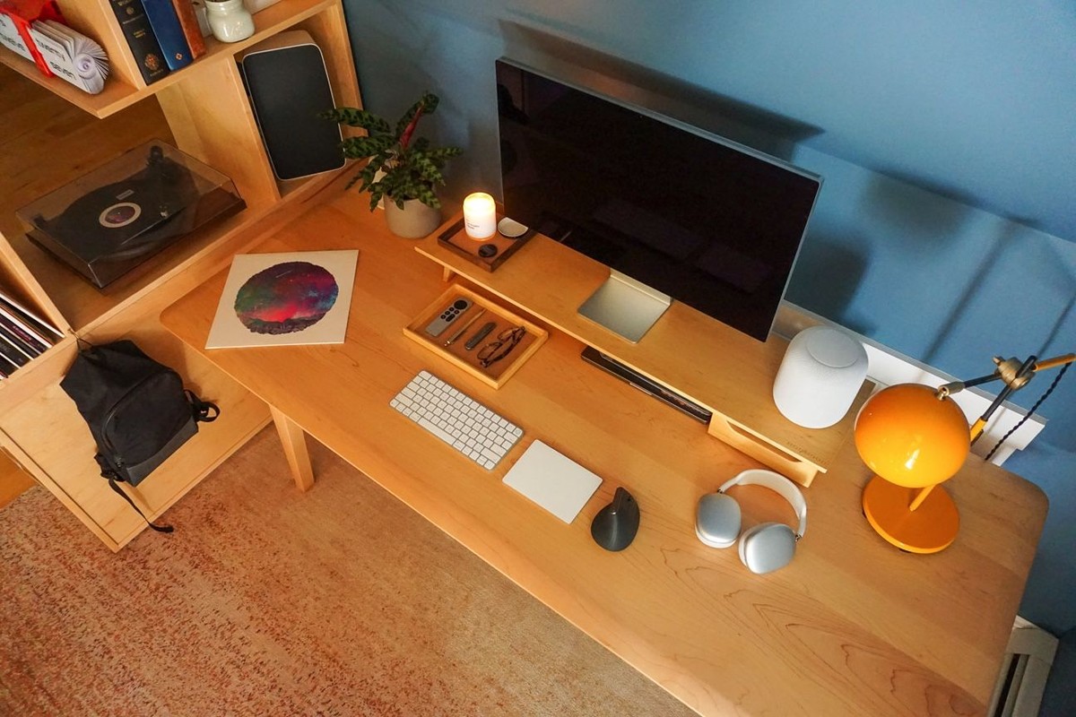 David Tyler's workspace — photo 3