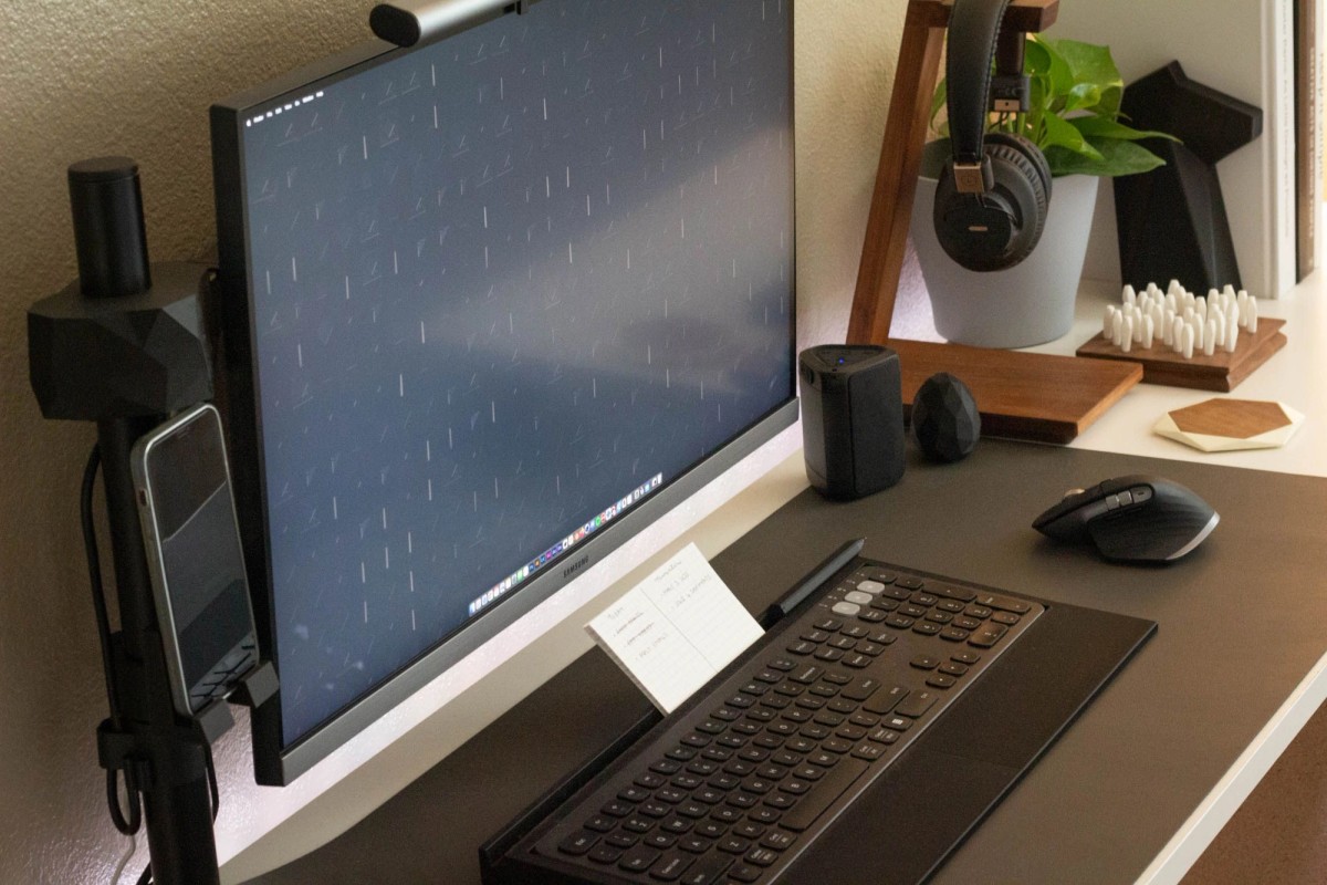 Sait Alanyali's workspace — photo 3