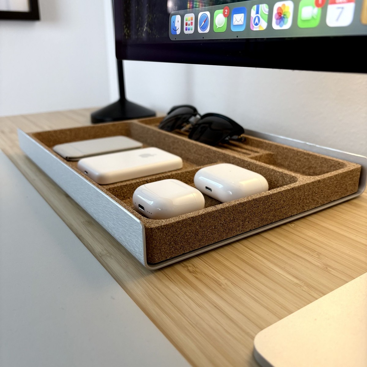 Andrew Clare's workspace — photo 4