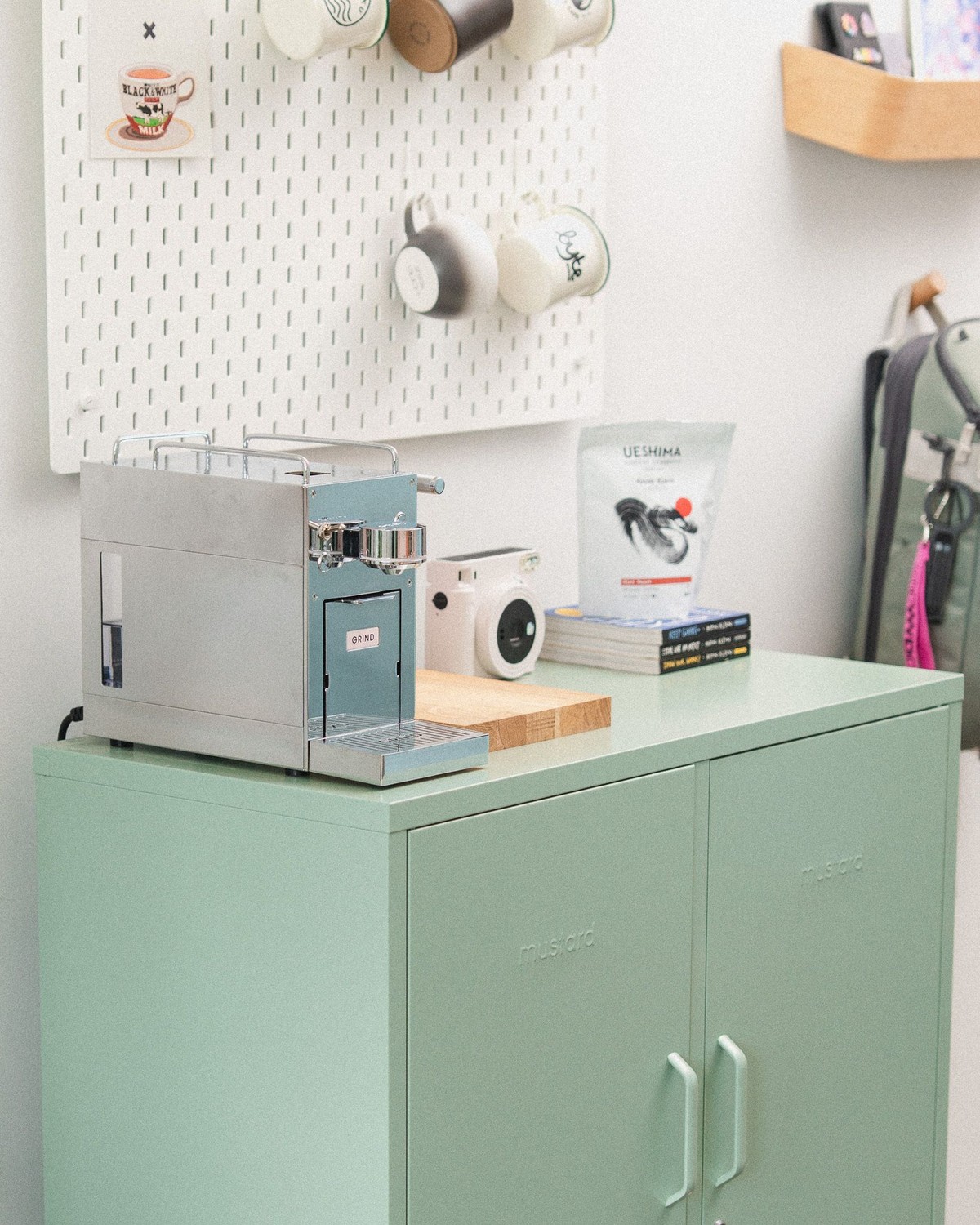Tom Hitchins's workspace — photo 14
