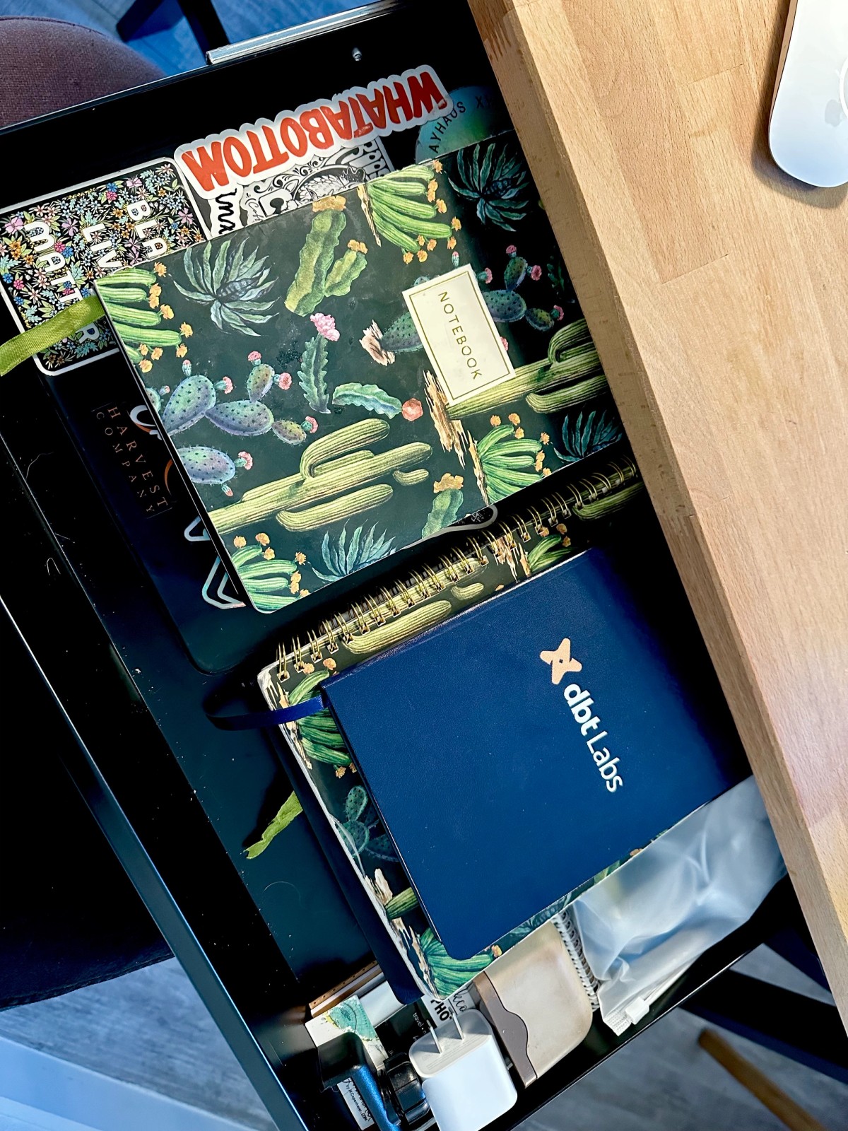 Jey Austen's workspace — photo 6