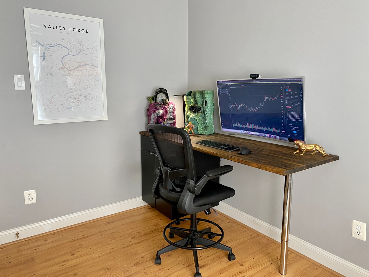 Mike Padilla's workspace — photo 3
