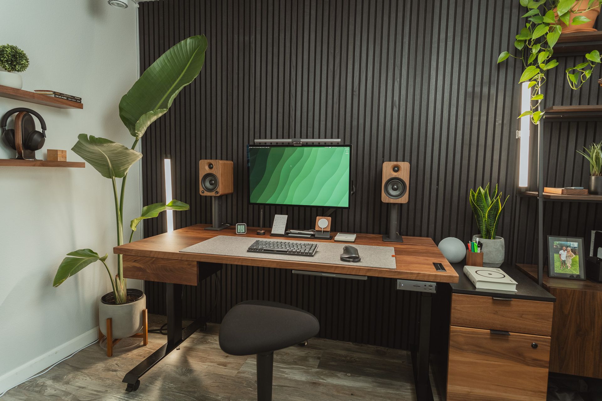 Jon Imperial's workspace