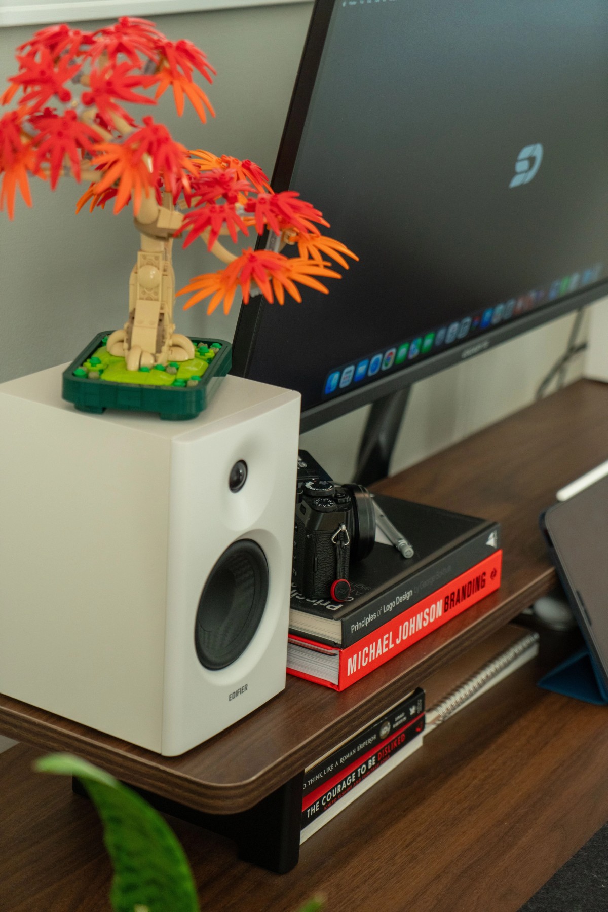 Brett Jackson's workspace — photo 6