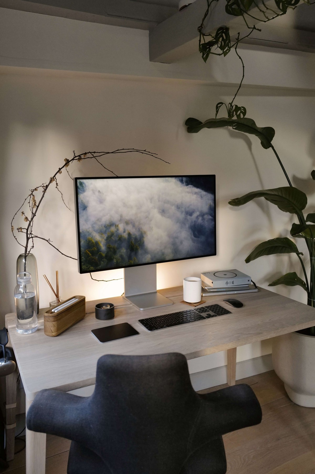 Rafael Conde's workspace — photo 2