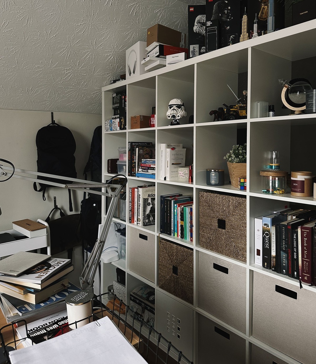 Alex Nicolai's workspace — photo 6