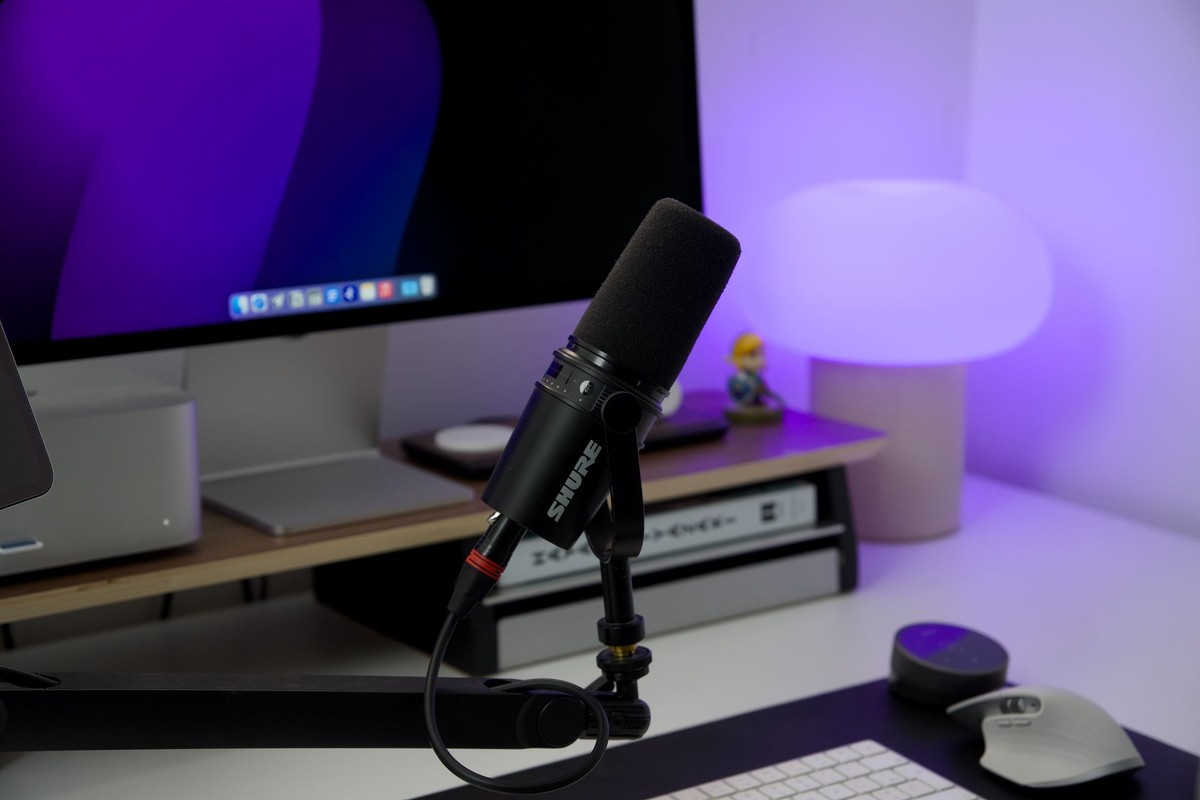 Monsieur Pixel's workspace — photo 4