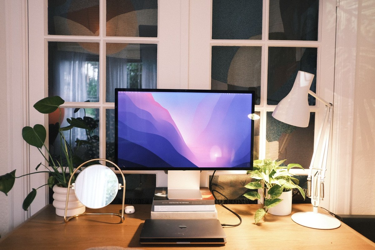 Patricia Mou's workspace — photo 3
