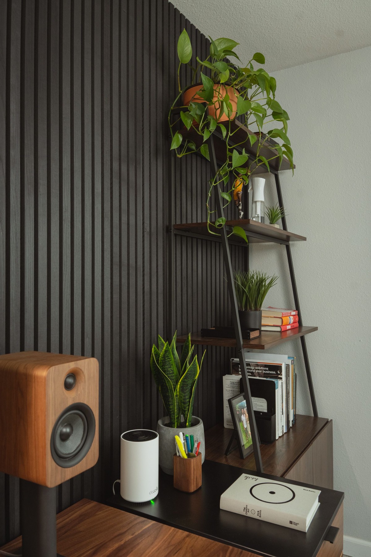 Jon Imperial's workspace — photo 7