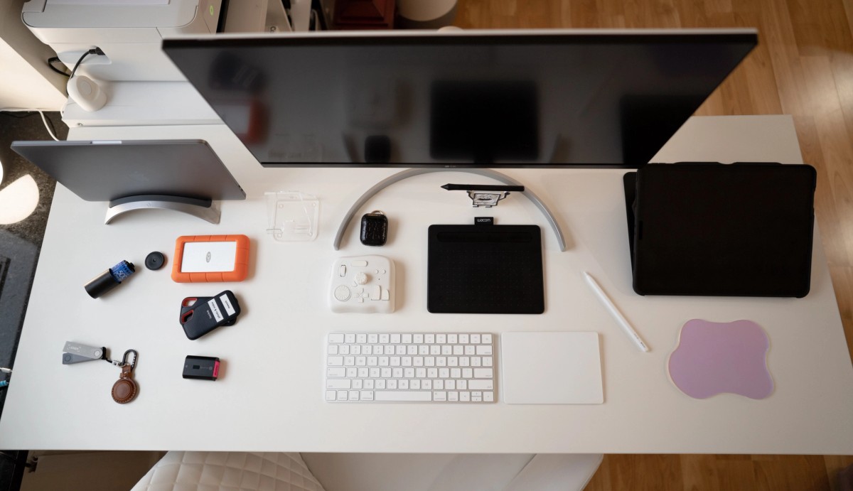 Michelle Nguyen's workspace — photo 2