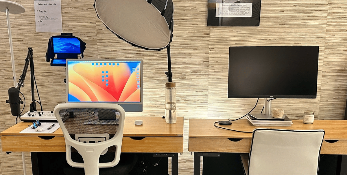 Neville Medhora's workspace — photo 2