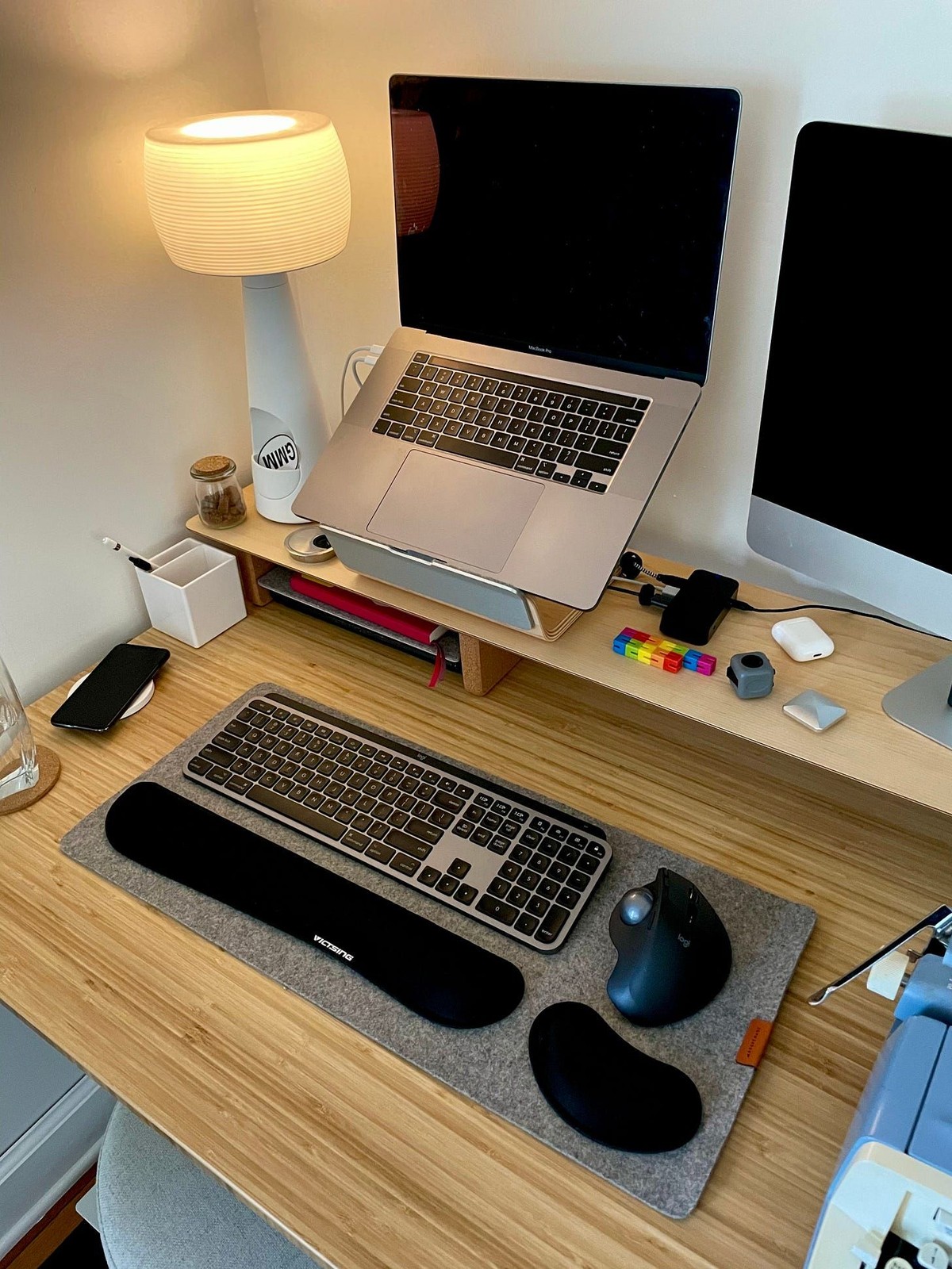 Jackson Dame's workspace — photo 4