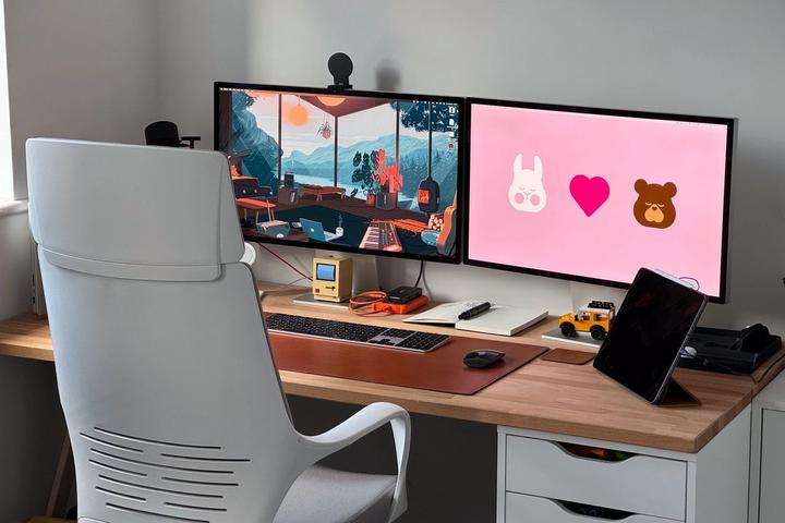 Matthew Suff’s workspace