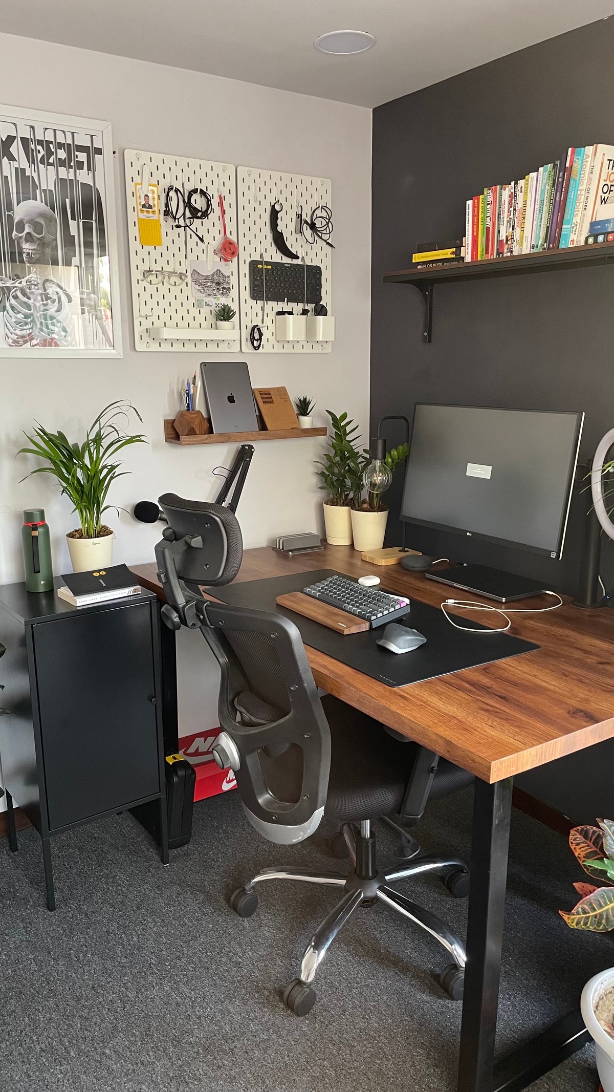 Rahul Bhadoriya's workspace — photo 4