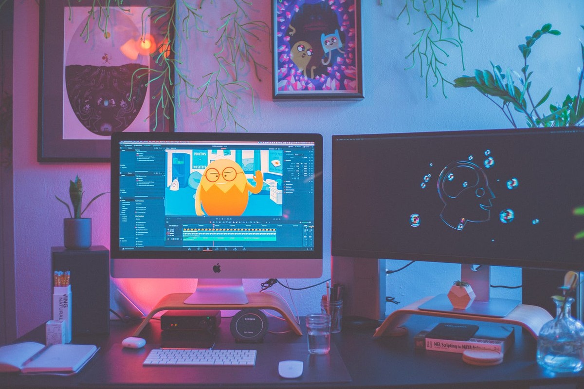 Pasquale D'Silva's workspace — photo 2