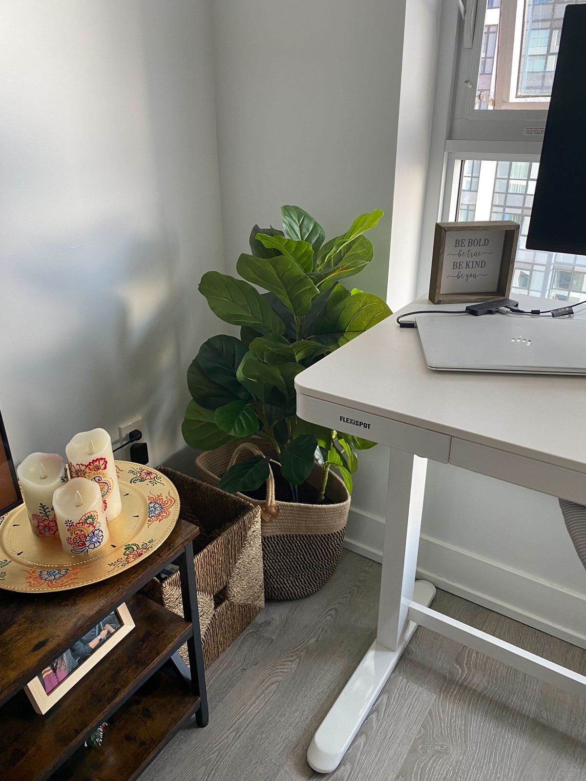 Rhea Mathew's workspace — photo 5