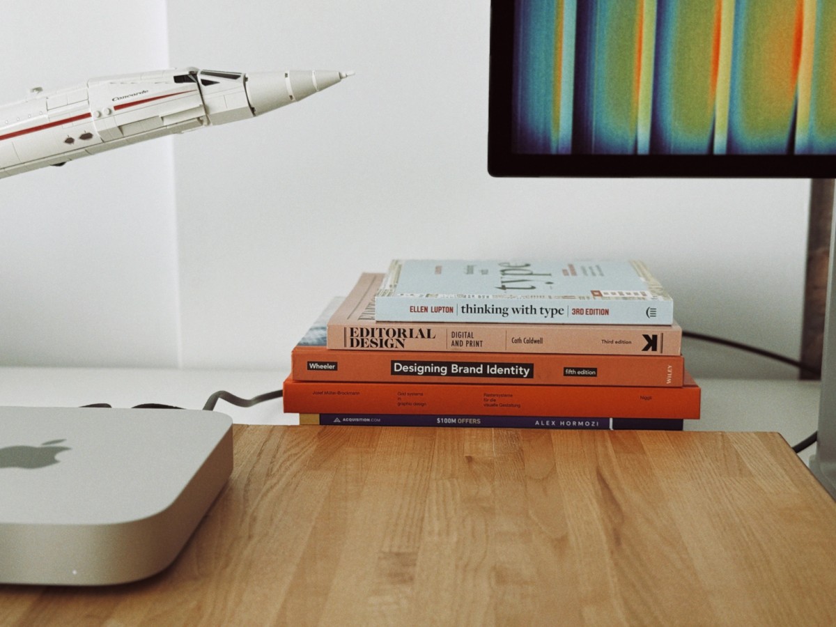 Darius Dan's workspace — photo 14