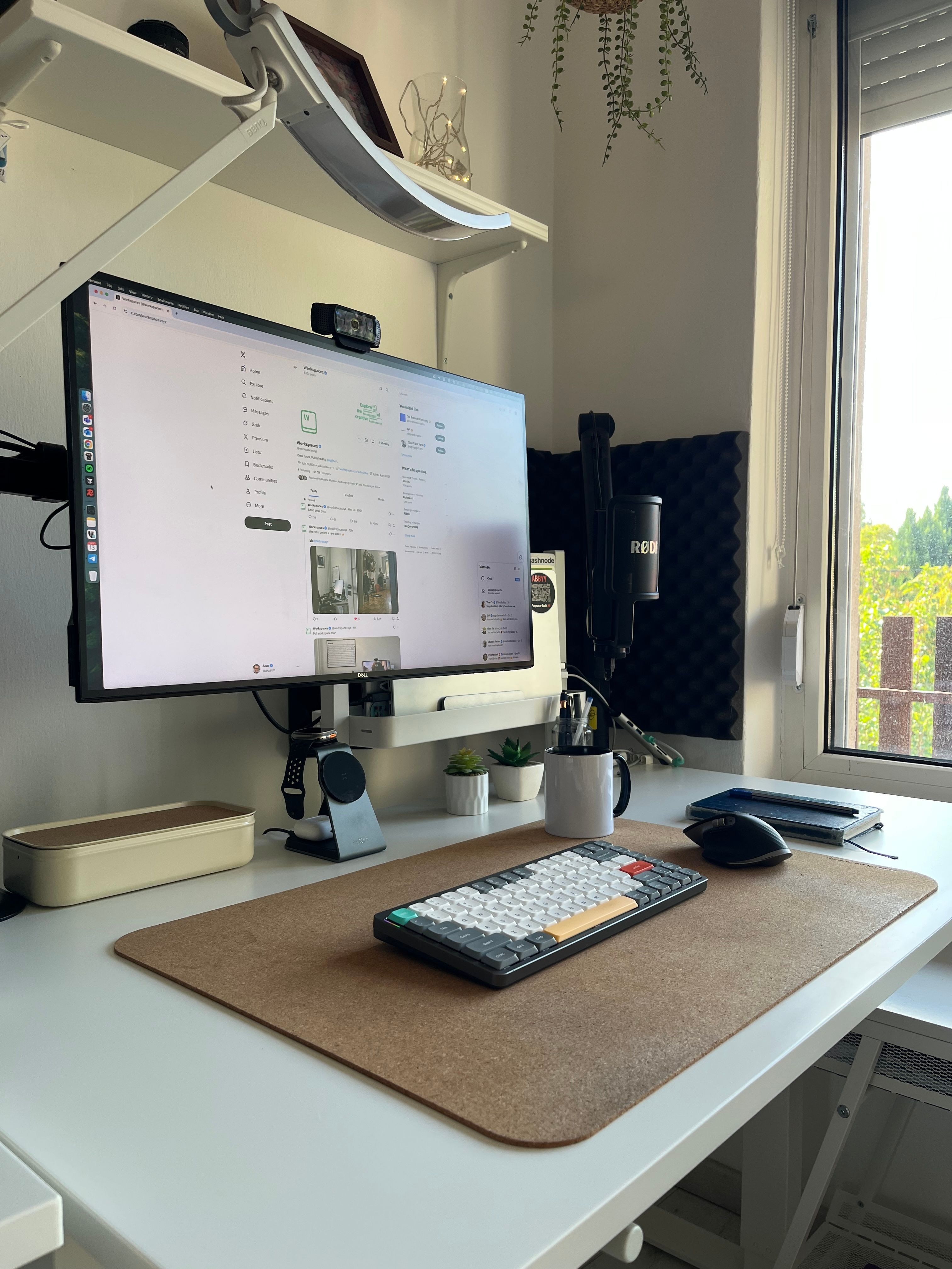 Ákos Kőműves's workspace