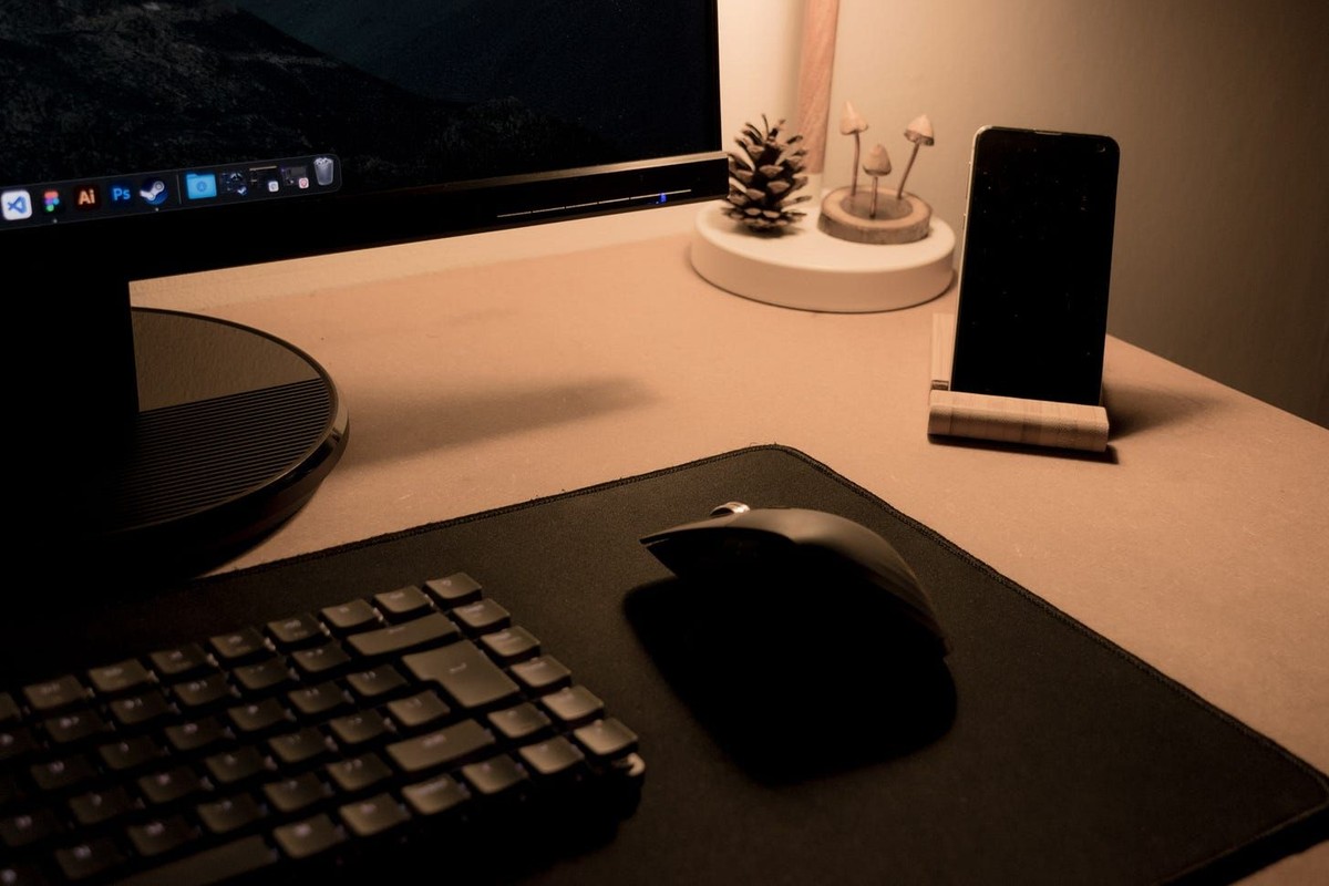 Josh Millgate's workspace — photo 3