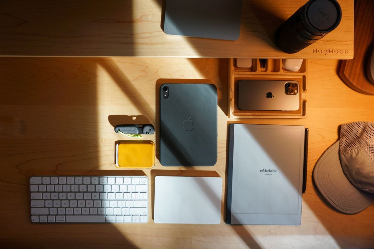 David Tyler's workspace — photo 4