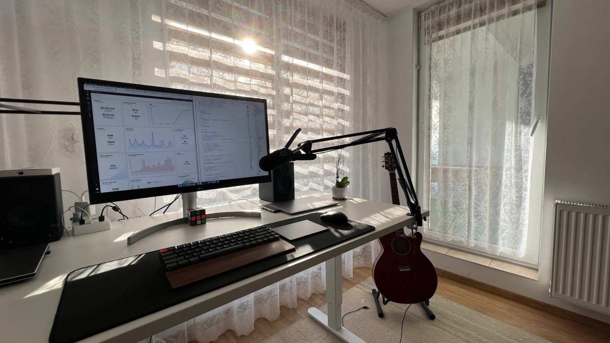 Răzvan Ilin's workspace — photo 2