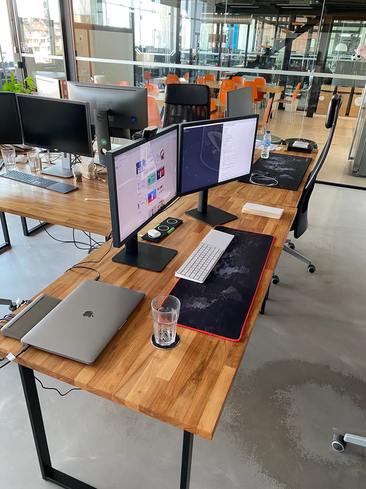 Radoslav Stankov's workspace — photo 2