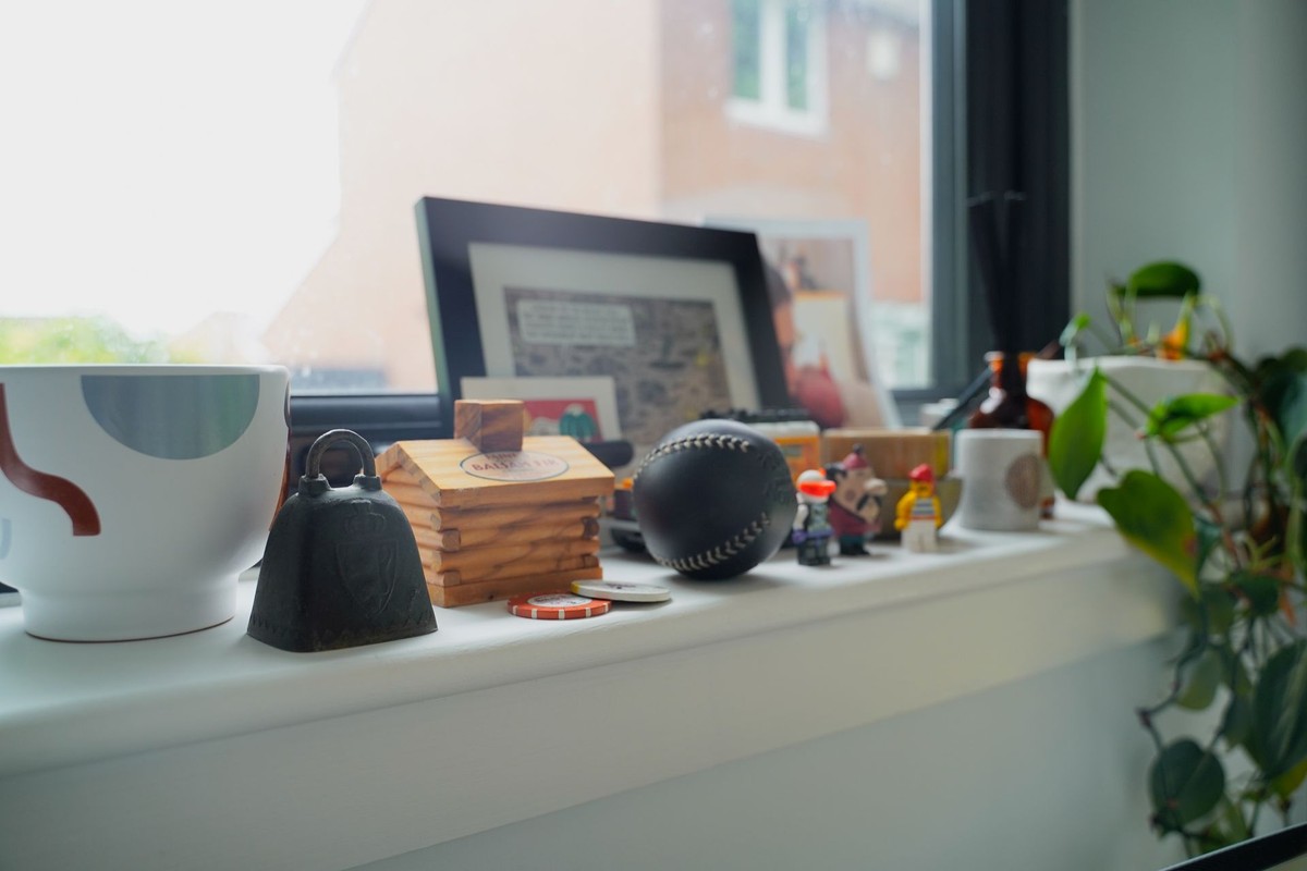 Ollie Hooper's workspace — photo 9