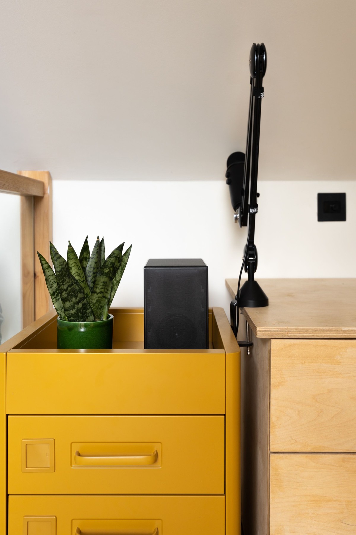 Philip Joyce's workspace — photo 4