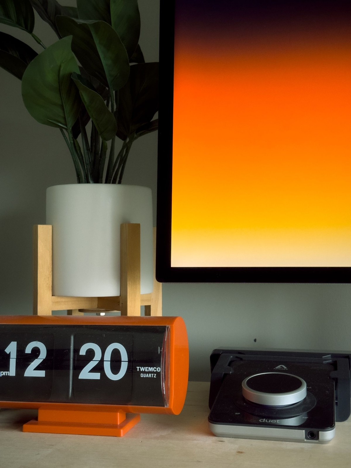 Noah Shreve's workspace — photo 3