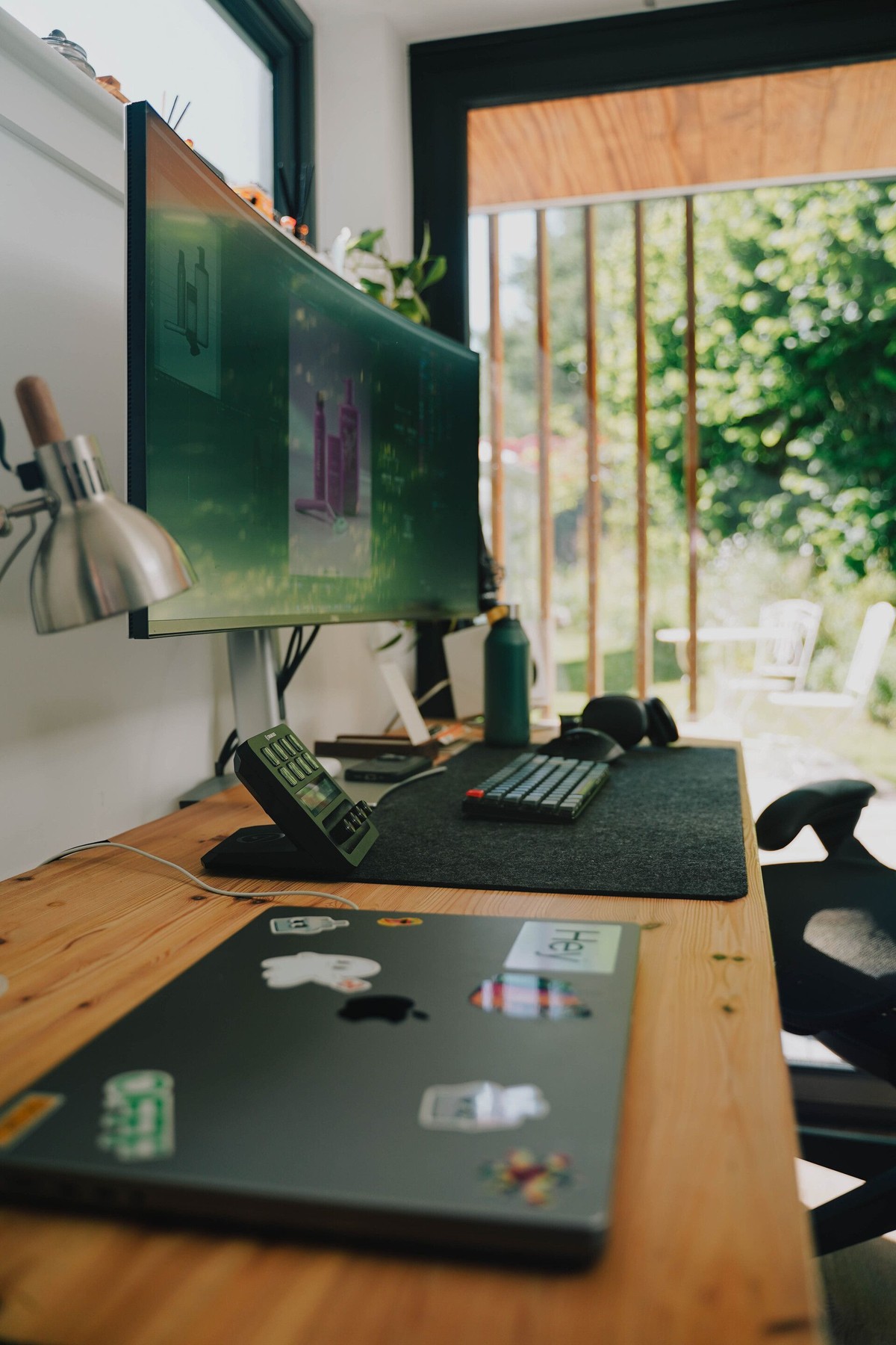 Ollie Hooper's workspace — photo 4