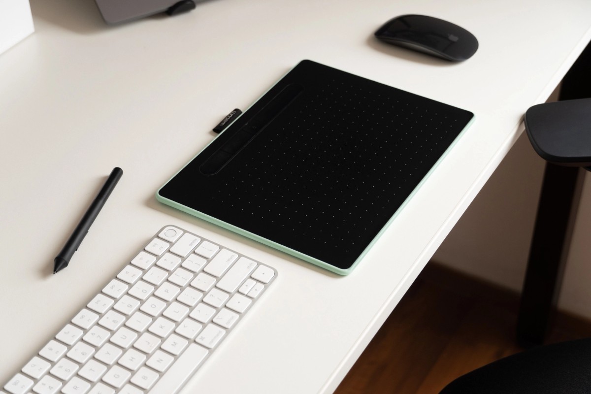Aaron Marquez's workspace — photo 4
