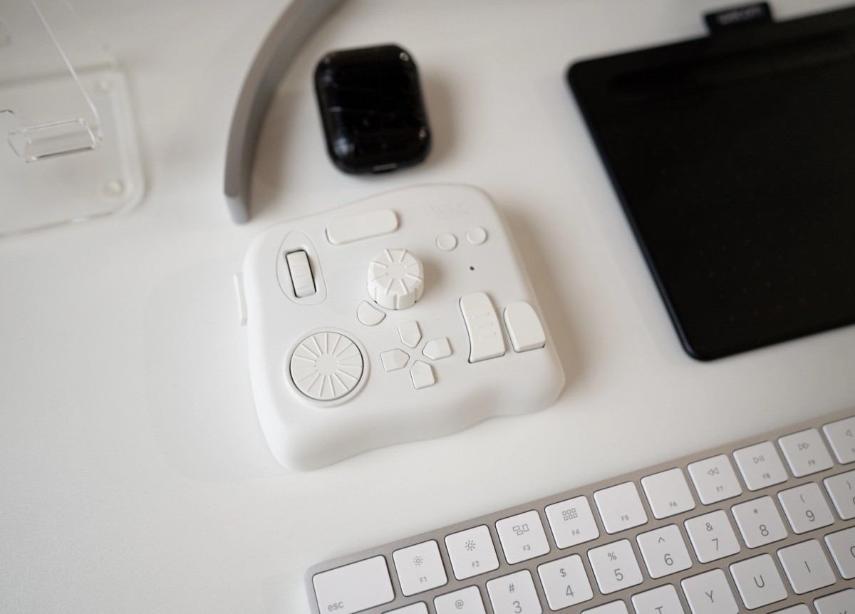 Michelle Nguyen's workspace — photo 6