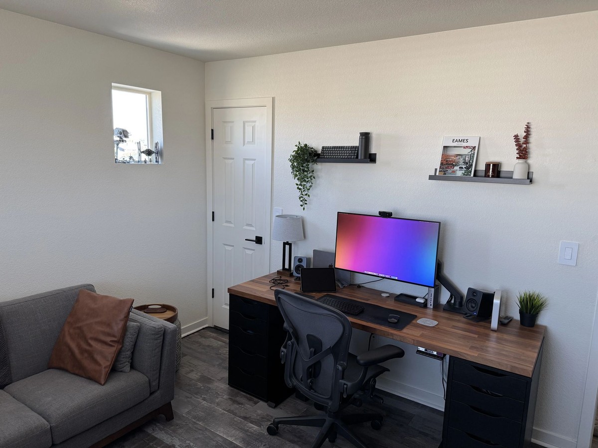 Connor Murphy's workspace — photo 5