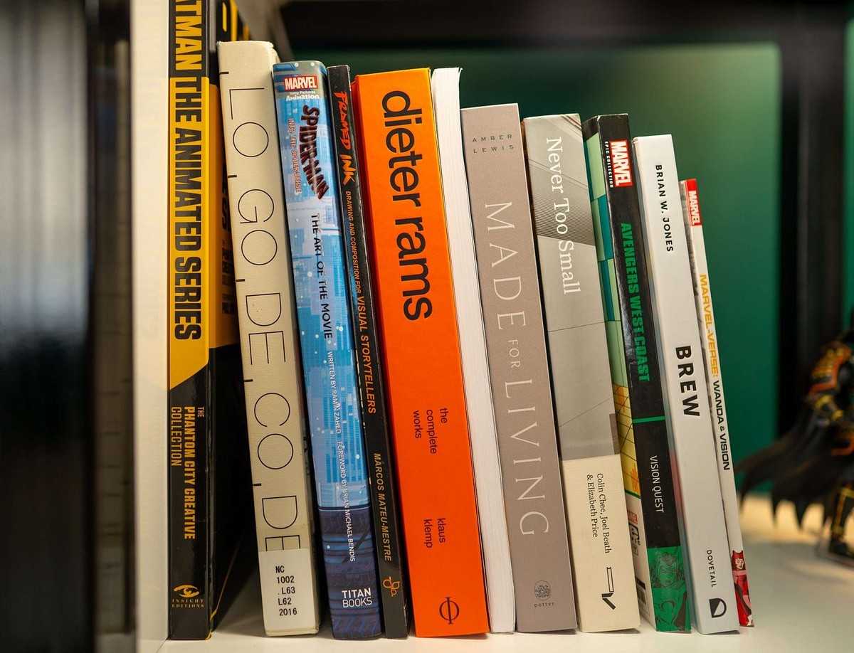 Ogeh Ezeonu's workspace — photo 4