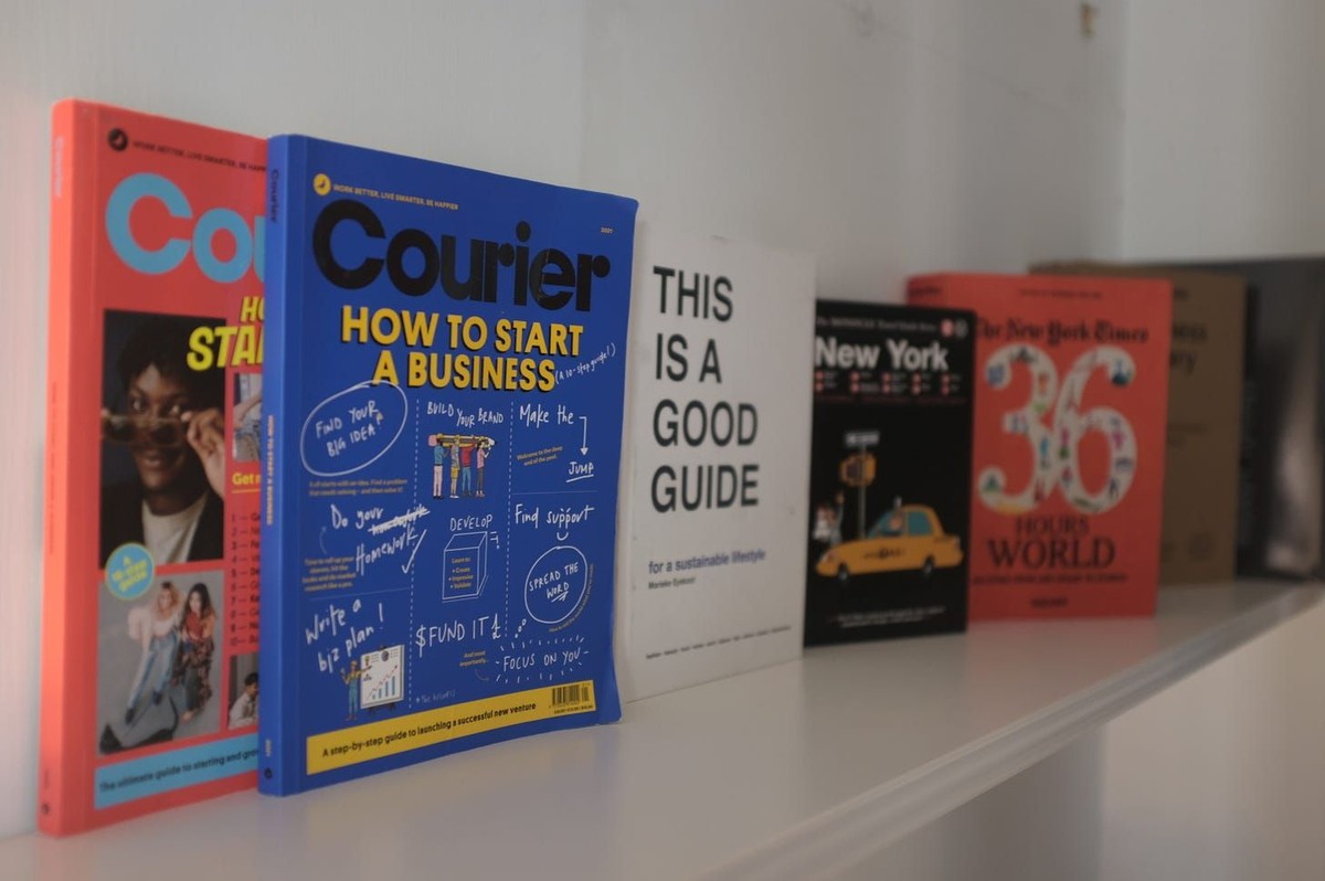 Raffaele Vitale's workspace — photo 6