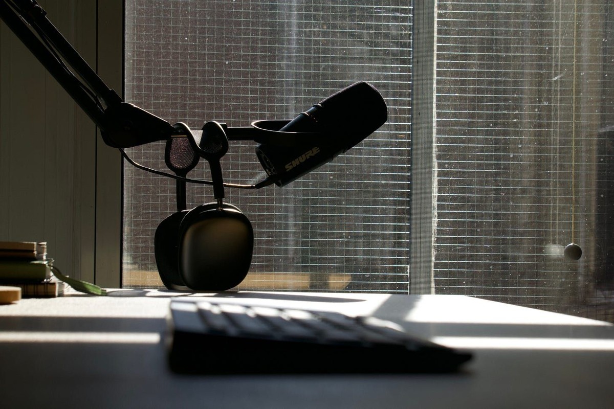 Gabriel Valdivia's workspace — photo 4
