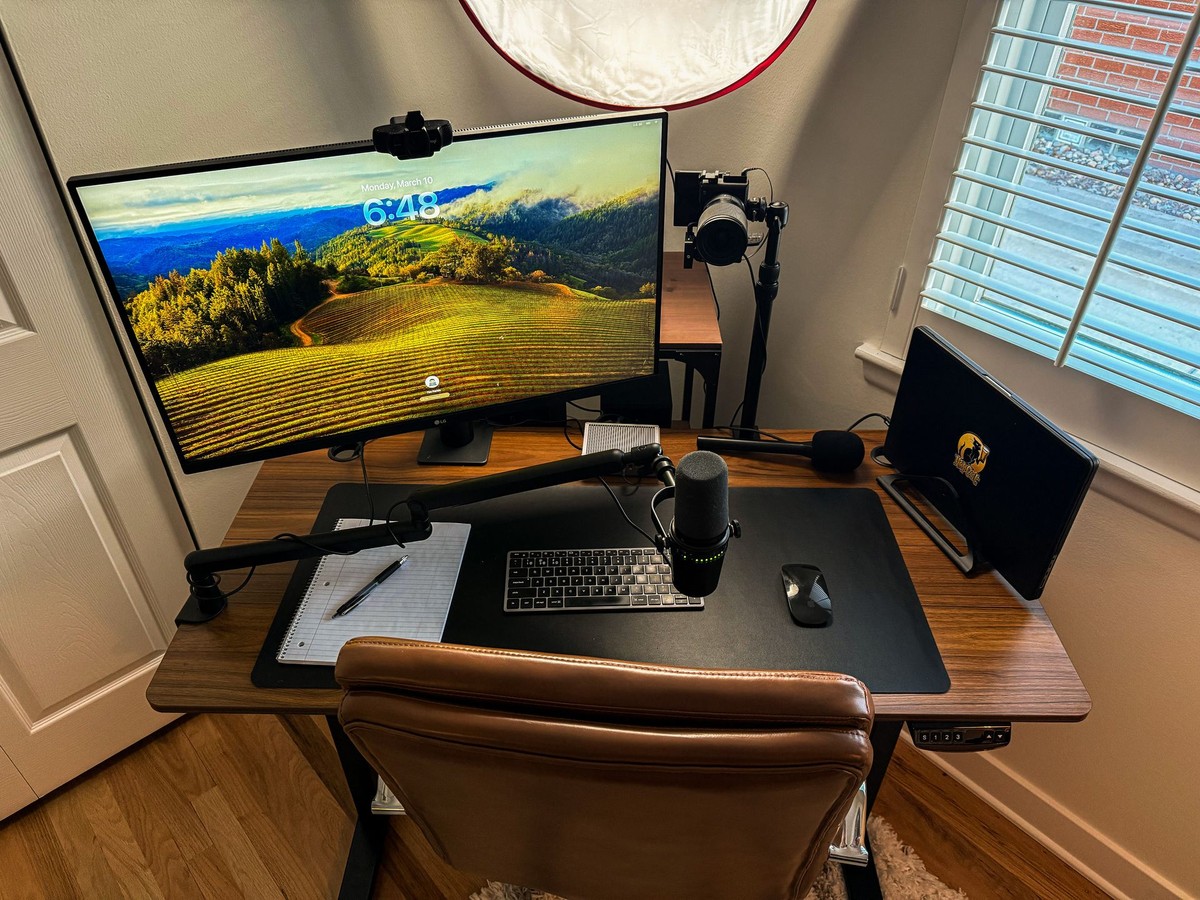 Tim Forkin's workspace — photo 2