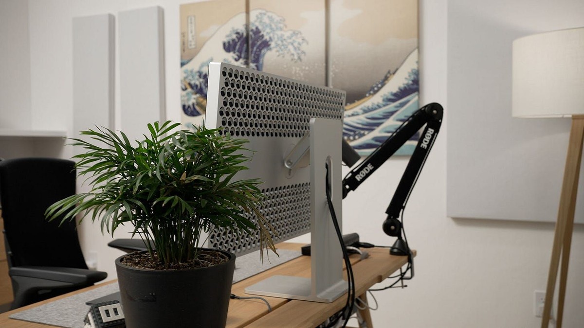 Adam Elmore's workspace — photo 2