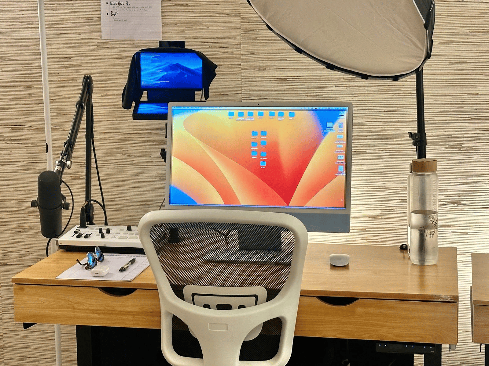 Neville Medhora's workspace