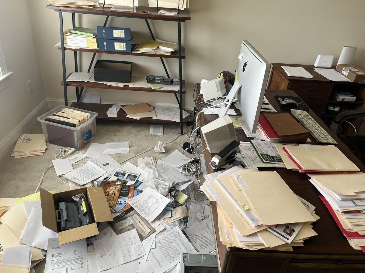 Jason Levin's workspace — photo 2