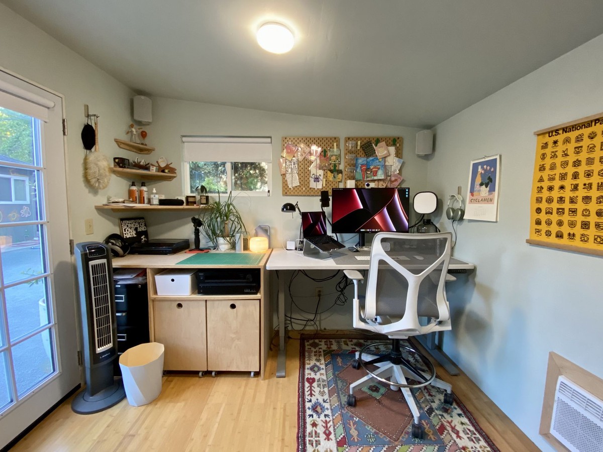 Matthew Moore's workspace — photo 2