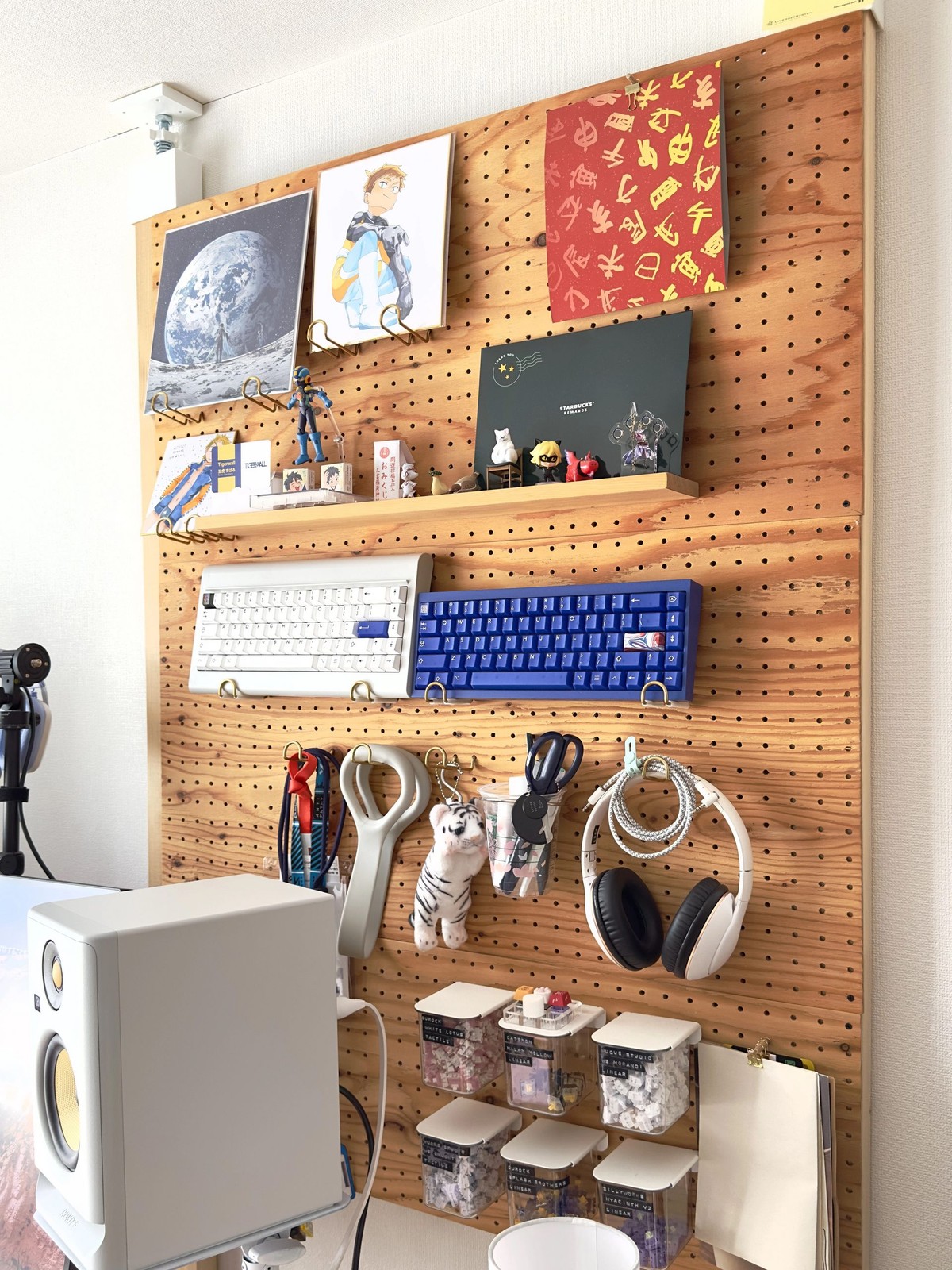 Sval Itsutora's workspace — photo 4