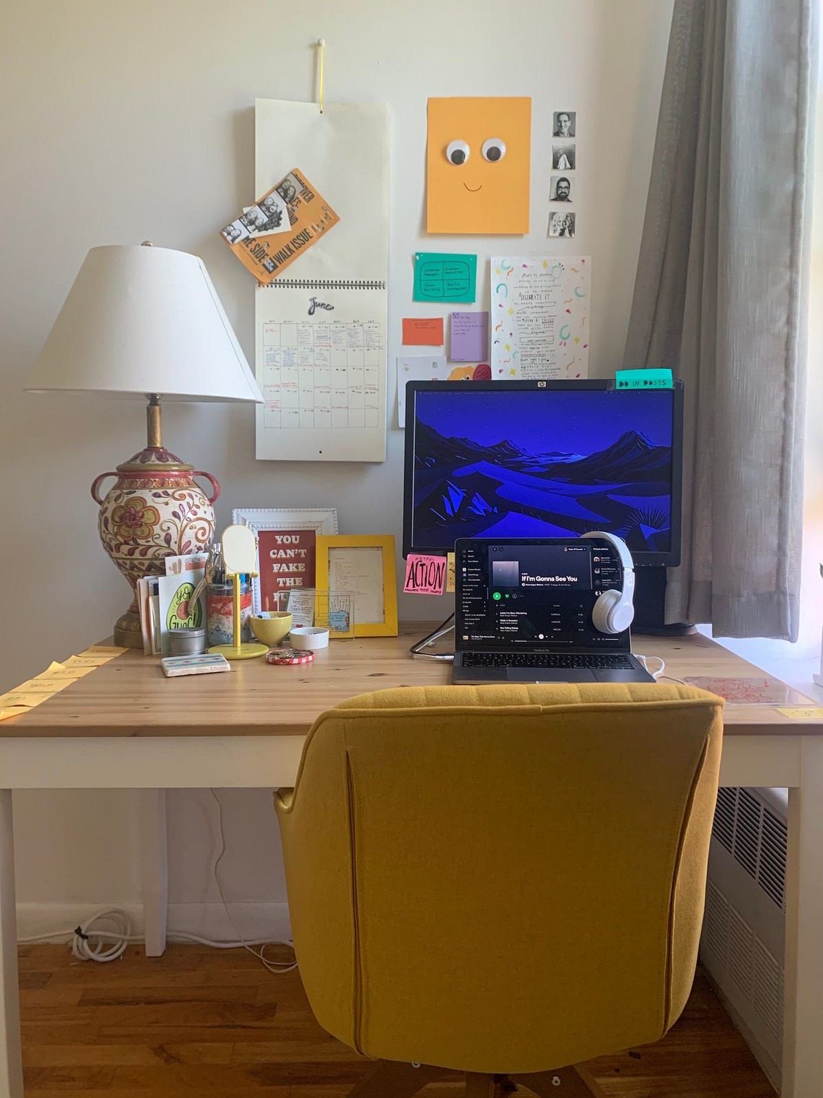 Katie O'Connell's workspace
