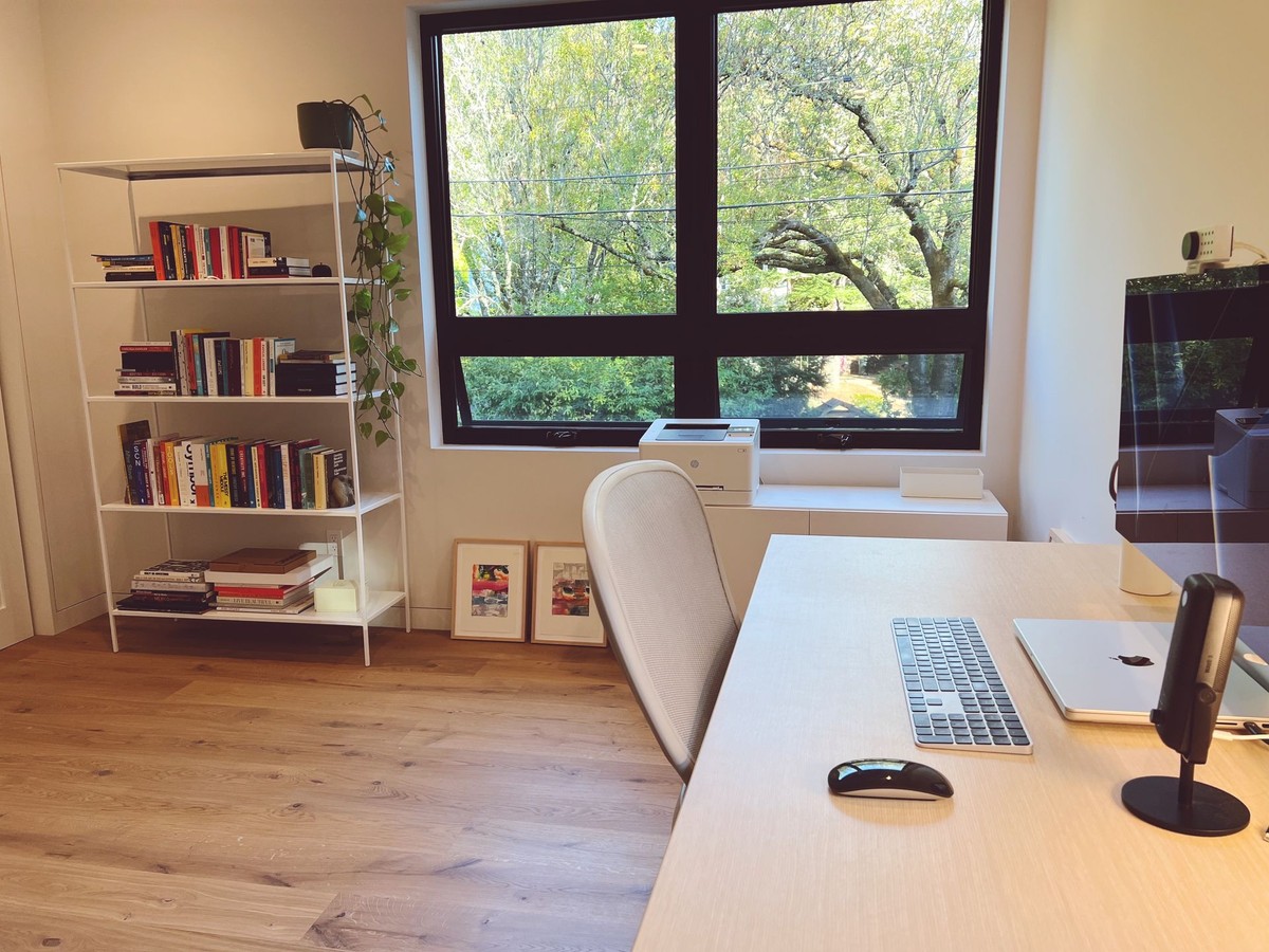 Colin Dunn's workspace — photo 3