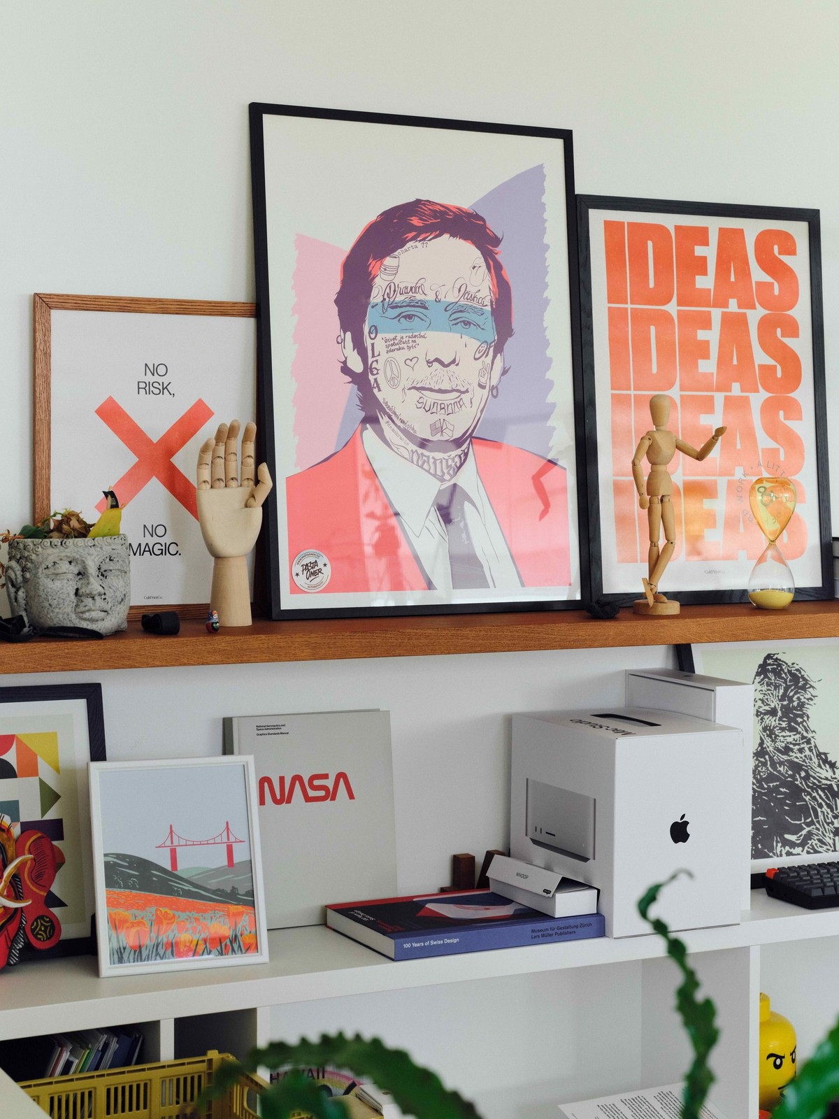 Luboš Volkov's workspace — photo 8