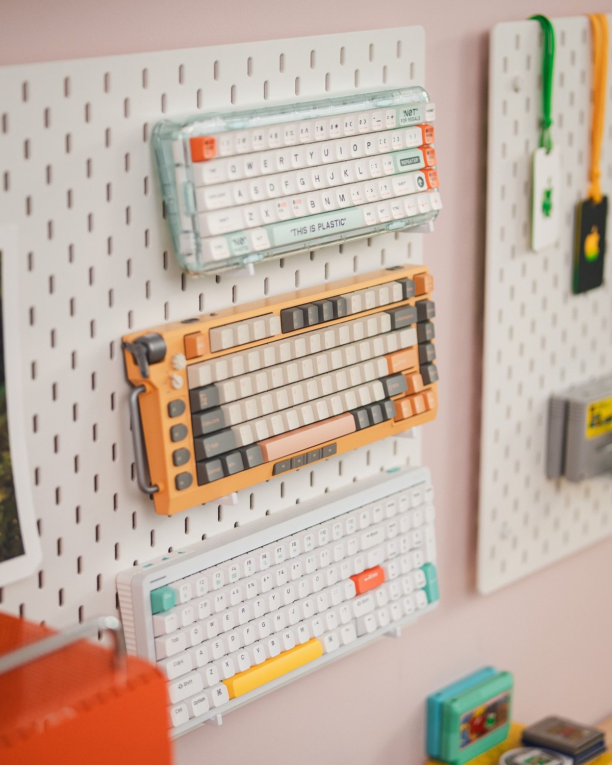 Tom Hitchins's workspace — photo 9